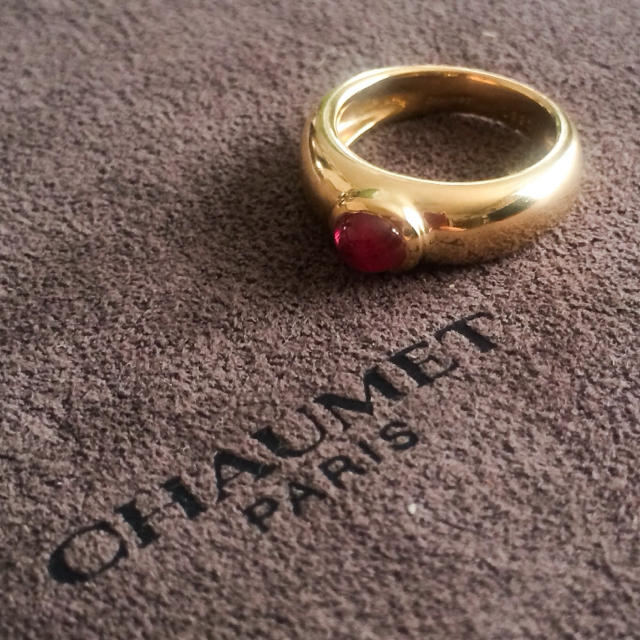 CHAUMET(ショーメ)のお買い得‼︎ CHAUMET K18YGルビーリング レディースのアクセサリー(リング(指輪))の商品写真