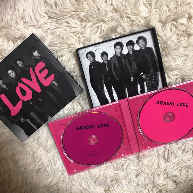 嵐 LOVE アルバム エンタメ/ホビーのCD(ポップス/ロック(邦楽))の商品写真