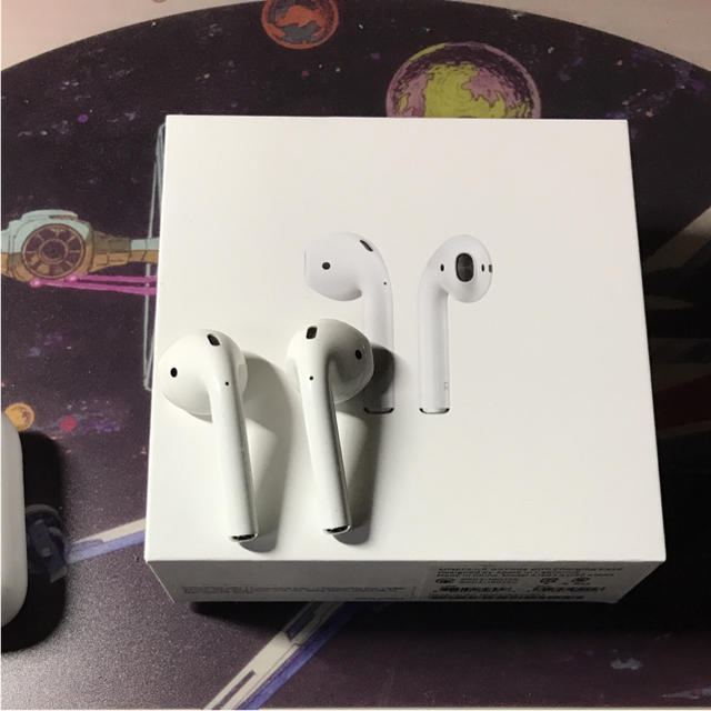 AirPods