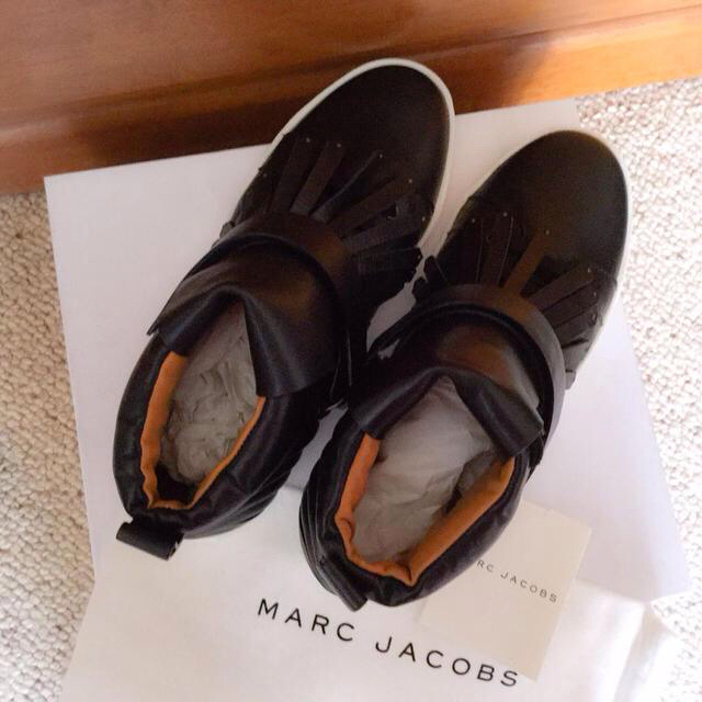 MARC JACOBS(マークジェイコブス)の3/10で終了！新品 マーク スニーカー レディースの靴/シューズ(スニーカー)の商品写真