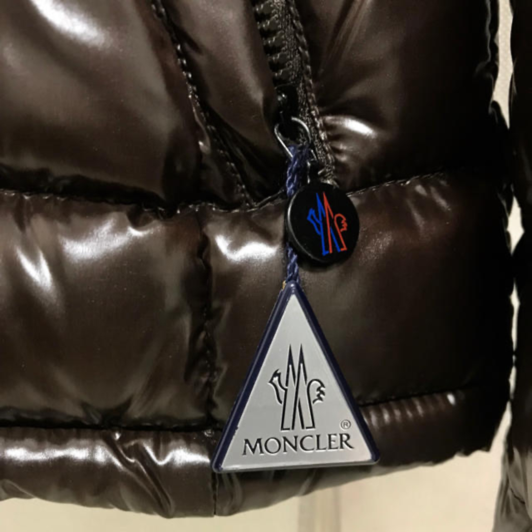 MONCLER(モンクレール)のモンクレール クレアダウン 正規品 レディースのジャケット/アウター(ダウンジャケット)の商品写真