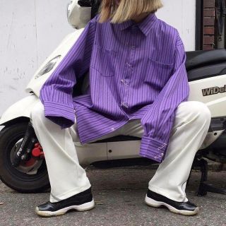 バレンシアガ(Balenciaga)のNEVER COMMON ストライプシャツ(シャツ)