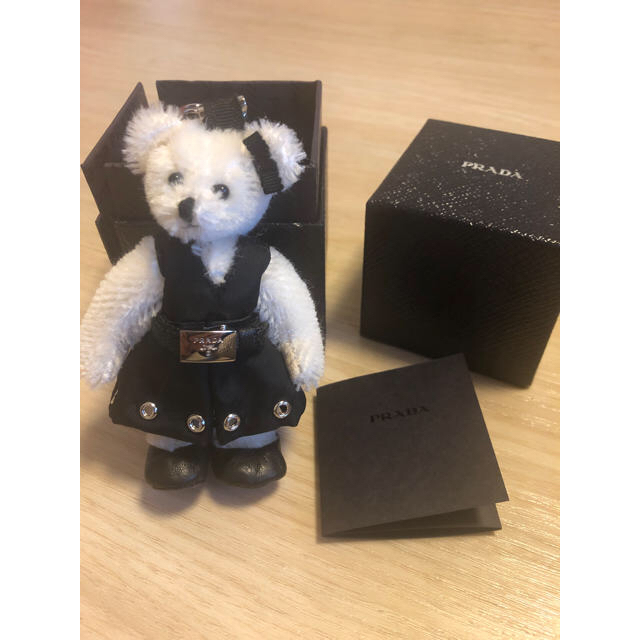 いちごさま専用 PRADA くまキーホルダー