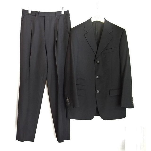 Gucci(グッチ)のjpjdwg様専用size46☆美品☆グッチ  ３釦ブラックスーツ 略礼服 メンズのスーツ(セットアップ)の商品写真