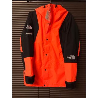 シュプリーム(Supreme)の明日まで出品 新品 supreme  NORTHFACE M ノースフェイス(マウンテンパーカー)