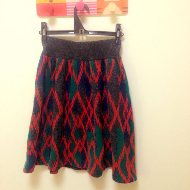 KBF(ケービーエフ)のKBF ニット スカート レディースのスカート(ひざ丈スカート)の商品写真