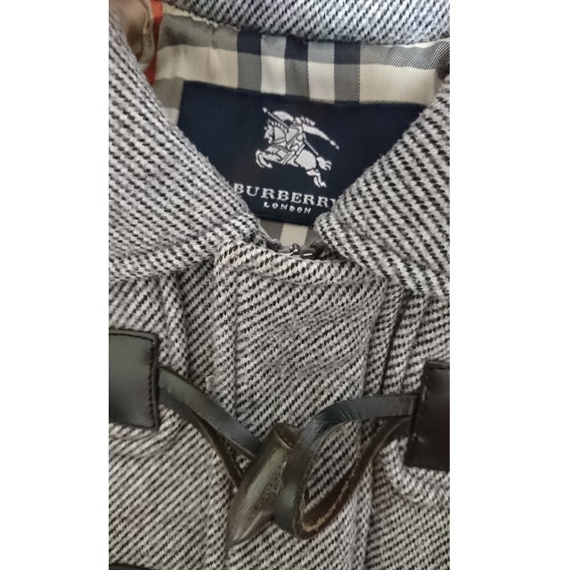 BURBERRY(バーバリー)の七くんのパパ様専用 キッズ BURBERRY ダッフルコート 95 キッズ/ベビー/マタニティのキッズ服男の子用(90cm~)(コート)の商品写真