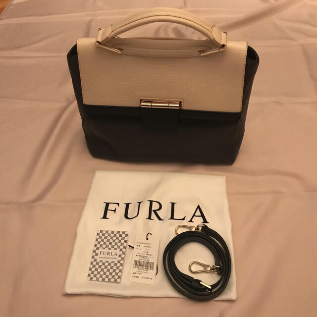 Furla(フルラ)のFURLA アルテーシア M トップハンドルバッグ レディースのバッグ(ハンドバッグ)の商品写真