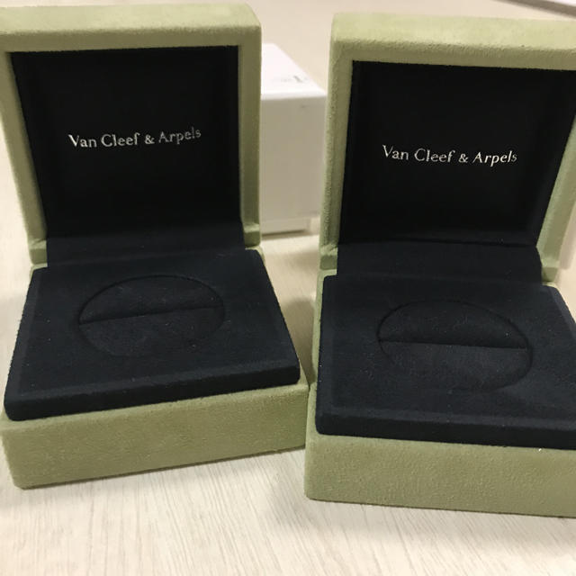 Van Cleef & Arpels - ヴァンクリーフ&アーペル指輪ケースの通販 Van Cleef & Arpels - ヴァンクリーフ&アーペル指輪ケースの通販