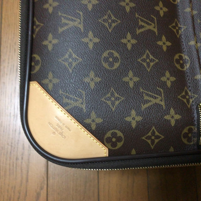 LOUIS VUITTON - ルイヴィトンモノグラム ペガス65の通販 by yy0110's ...