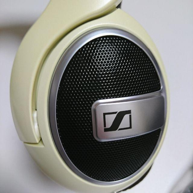 SENNHEISER(ゼンハイザー)の【美品】SENNHEISER HD599 スマホ/家電/カメラのオーディオ機器(ヘッドフォン/イヤフォン)の商品写真