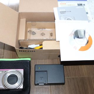 リコー(RICOH)の中古★RICOH リコーCX3　デジタルカメラ　ピンク　付属品あり(コンパクトデジタルカメラ)