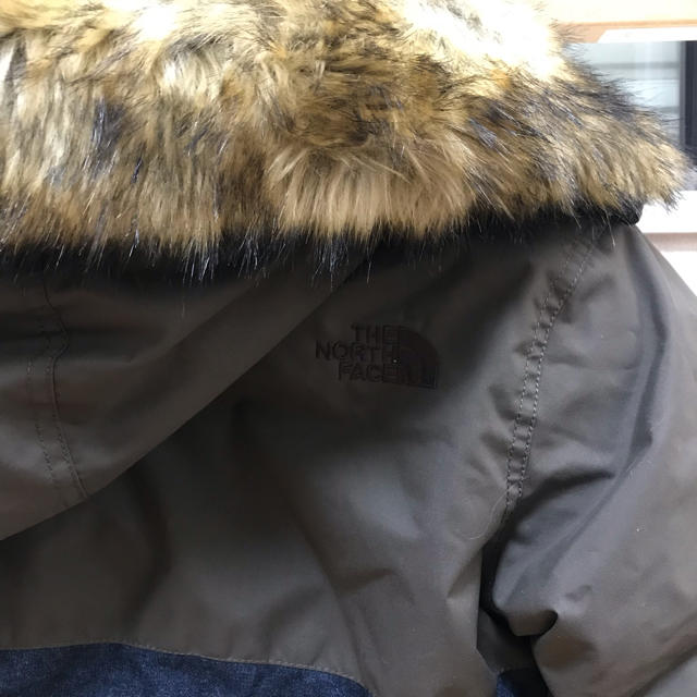 THE NORTH FACE(ザノースフェイス)の正規品 美品 日本未入荷 ザ・ノースフェイス ダウンコート  レディースのジャケット/アウター(ダウンコート)の商品写真