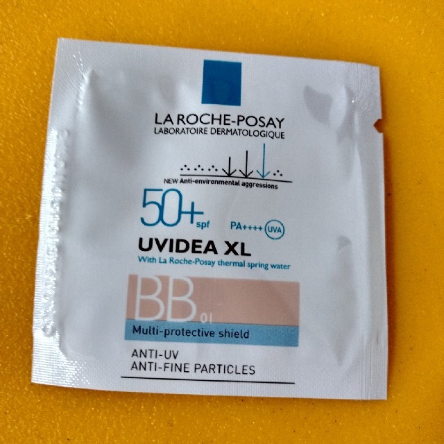 LA ROCHE-POSAY(ラロッシュポゼ)のラロッシュポゼ　BB01 ファンデーション　2ml×7＝14ml 7個セット コスメ/美容のベースメイク/化粧品(BBクリーム)の商品写真