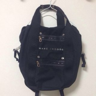 マークバイマークジェイコブス(MARC BY MARC JACOBS)のMARC JACOBS 黒リュック(リュック/バックパック)