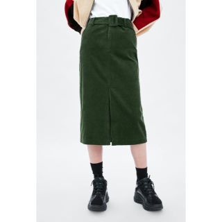 ザラ(ZARA)の【新品】ZARA ベルト付コーデュロイスカート(ひざ丈スカート)