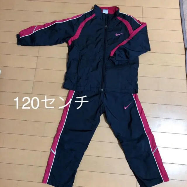 NIKE(ナイキ)のナイキ セットアップ 120センチ キッズ/ベビー/マタニティのキッズ服女の子用(90cm~)(その他)の商品写真