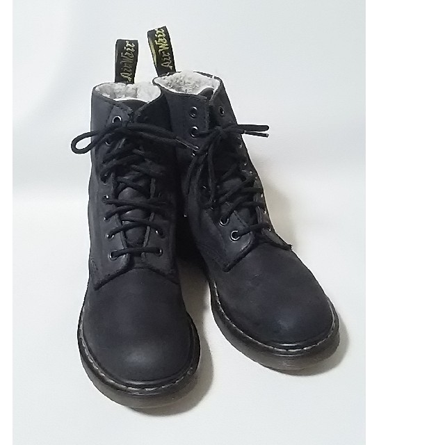 Dr.Martens(ドクターマーチン)の
希少内ボア!ドクターマーチン高級8ホールブーツ人気王道モデル！黒


 レディースの靴/シューズ(ブーツ)の商品写真