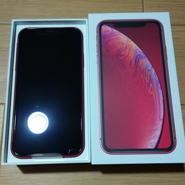 新品 iPhone XR 64GB レッド au版