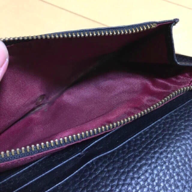 PRADA(プラダ)のPRADA ブラック×ワインレッド 長財布 美品 レディースのファッション小物(財布)の商品写真