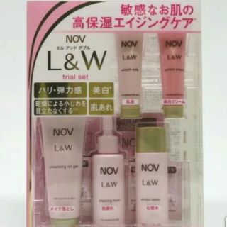 ノブ(NOV)の☆新品未開封☆ノブ☆L＆W☆エイジングシリーズ☆トライアル☆(サンプル/トライアルキット)