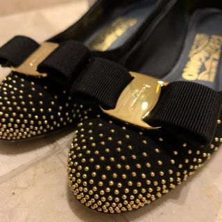 フェラガモ(Ferragamo)の約11万円 ベロア生地(ハイヒール/パンプス)