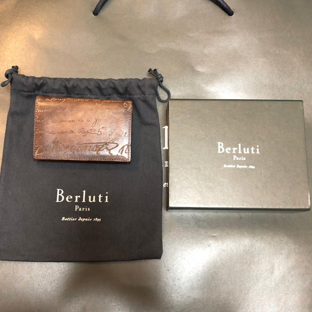 Berluti(ベルルッティ)のベルルッティ 名刺入れ IMBUIA 超美品 メンズのファッション小物(名刺入れ/定期入れ)の商品写真
