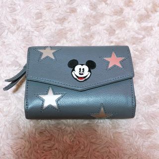 ディズニー(Disney)の【美品】アコモデ♥ミッキー折りたたみ財布(財布)