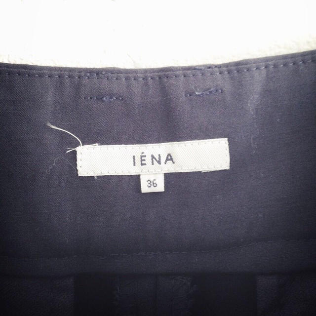 IENA(イエナ)のIENA ネイビーパンツ…♡ レディースのパンツ(クロップドパンツ)の商品写真