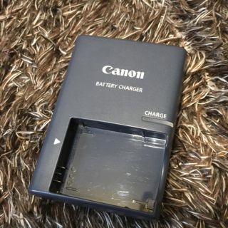 キヤノン(Canon)のCANON IXY バッテリー充電器(バッテリー/充電器)