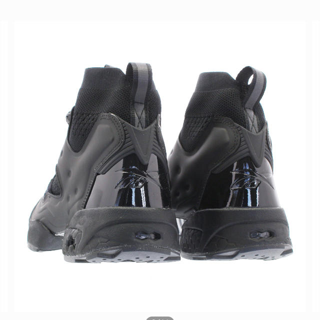 Reebok(リーボック)のリーボック インスタポンプフューリーOGウルトラニット メンズの靴/シューズ(スニーカー)の商品写真