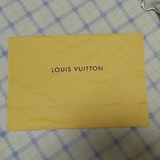 ルイヴィトン(LOUIS VUITTON)のヴィトン　バッグ保存袋　57×30　巾着袋等に作り替えてはいかがでしょう(その他)