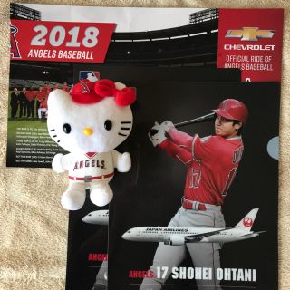 ハローキティ(ハローキティ)のLAエンジェルス キティちゃんと大谷選手のクリアファイル(キャラクターグッズ)