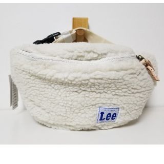 リー(Lee)のLee ボアWAIST BAG(WHITE)(ボディバッグ/ウエストポーチ)