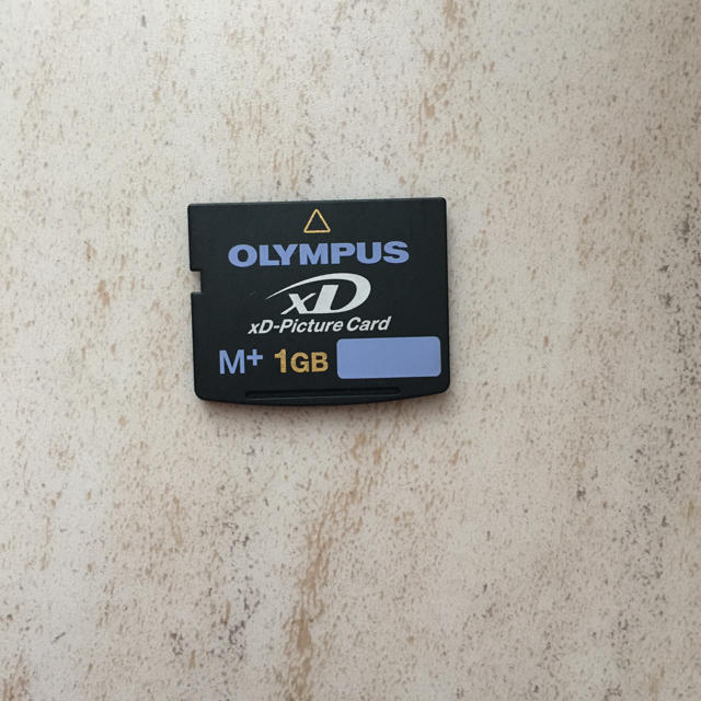 OLYMPUS(オリンパス)のOLYMPUS XDピクチャーカード 1GB スマホ/家電/カメラのスマホ/家電/カメラ その他(その他)の商品写真