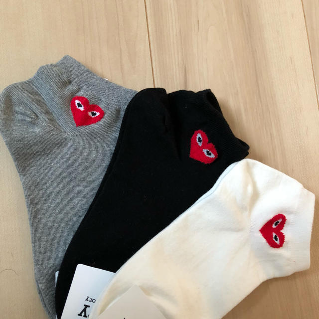 COMME des GARCONS(コムデギャルソン)のコム・デ・ギャルソン 靴下 レディースのレッグウェア(ソックス)の商品写真