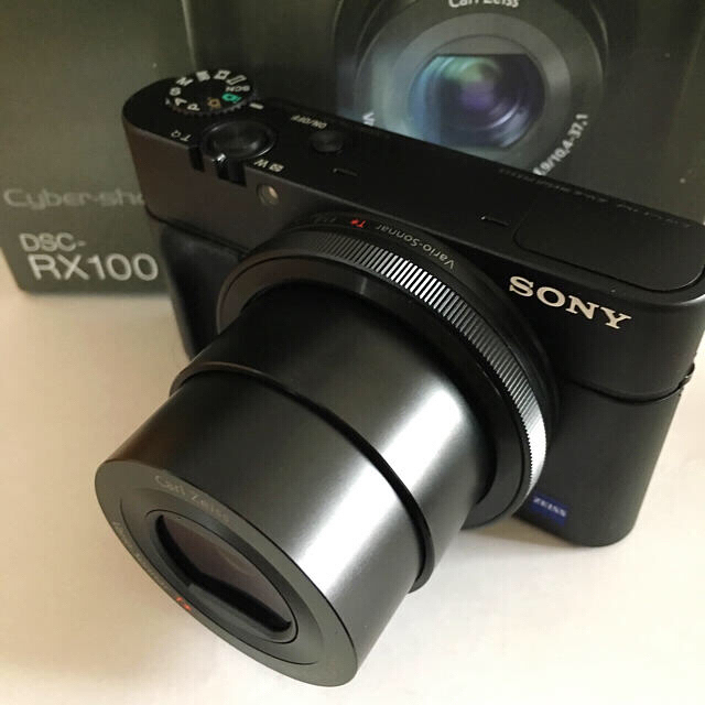 SONY(ソニー)の【リュウゾウ様専用】【美品】SONY サイバーショット RX100 スマホ/家電/カメラのカメラ(コンパクトデジタルカメラ)の商品写真