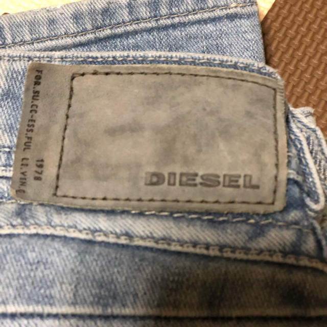 DIESEL diesel サイズ31の通販 by ハロハロshop｜ディーゼルならラクマ - デニム ジーンズ 新作セール