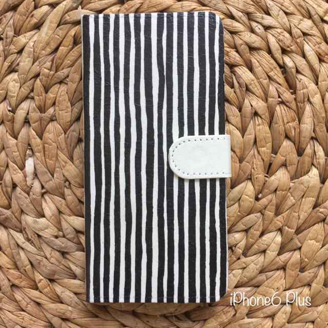 エルメス iPhone8 ケース 手帳型 | marimekko - iPhone6 Plus ハンドメイド マリメッコ 手帳携帯ケースの通販 by さとみさくら's shop｜マリメッコならラクマ