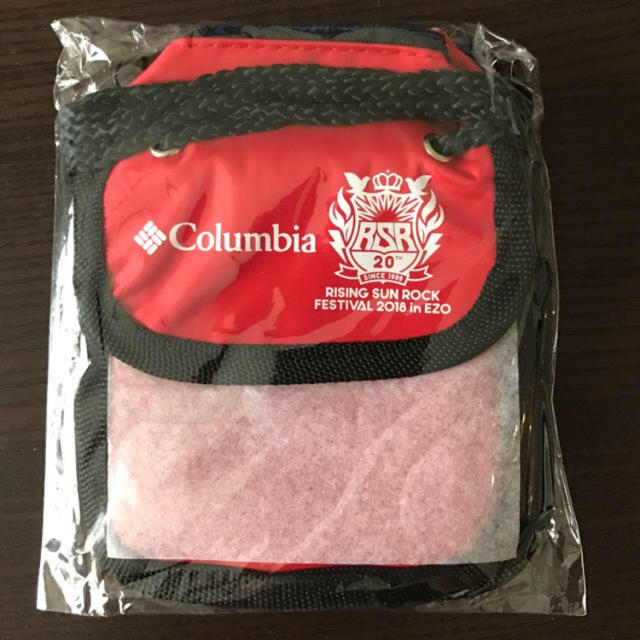 Columbia(コロンビア)の新品 未開封 非売品 ライジンサン 2018 パスケース エンタメ/ホビーのコレクション(ノベルティグッズ)の商品写真