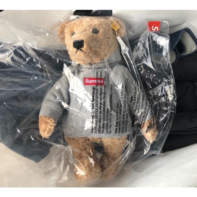 Supreme(シュプリーム)の込み Supreme Steiff Bear エンタメ/ホビーのおもちゃ/ぬいぐるみ(ぬいぐるみ)の商品写真