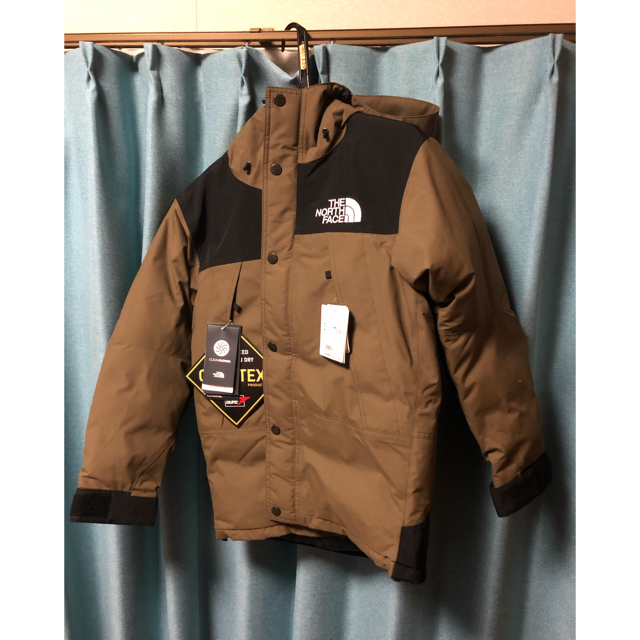 THE NORTH FACE(ザノースフェイス)のザ ノースフェイス マウンテンダウンジャケット xs 新品未使用品 即購入歓迎 メンズのジャケット/アウター(ダウンジャケット)の商品写真