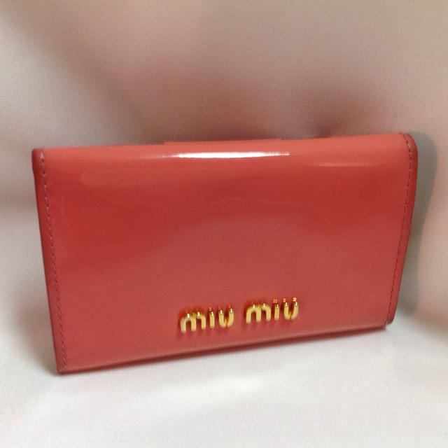 miumiu(ミュウミュウ)のMiuMiu キ－ケース レディースのファッション小物(キーホルダー)の商品写真