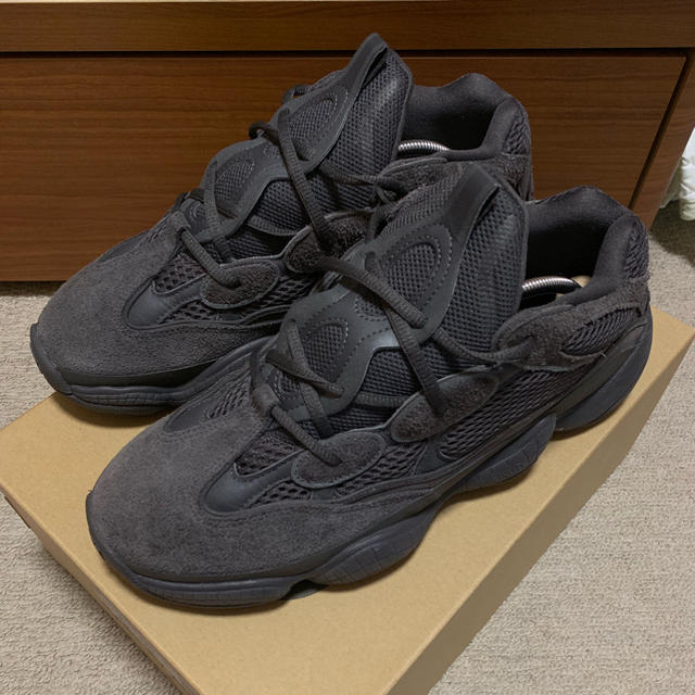 adidas(アディダス)のyeezy500 utility black メンズの靴/シューズ(スニーカー)の商品写真