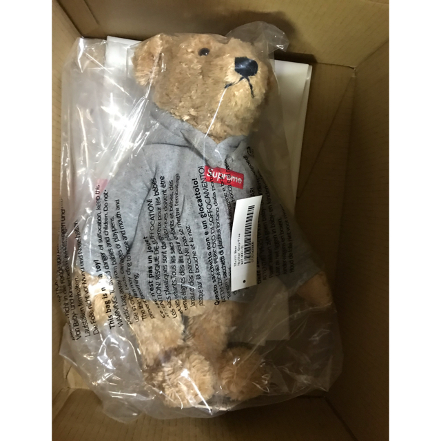 Supreme(シュプリーム)のSupreme bear エンタメ/ホビーのおもちゃ/ぬいぐるみ(ぬいぐるみ)の商品写真