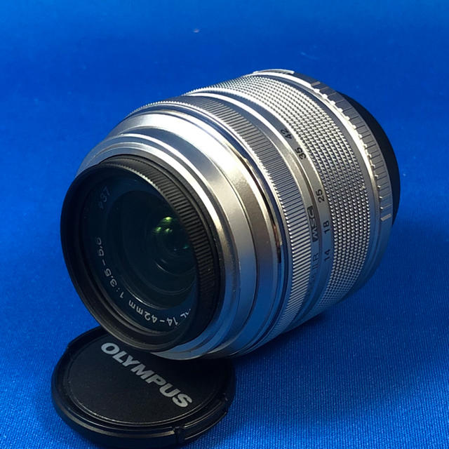 OLYMPUS(オリンパス)の美品 オリンパス M.ZUIKO  14-42mm F3.5-5.6 II R  スマホ/家電/カメラのカメラ(レンズ(ズーム))の商品写真