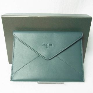 ベルルッティ(Berluti)のBerluti ベルルッティ 非売品 パスポート レターケース(ハンドバッグ)