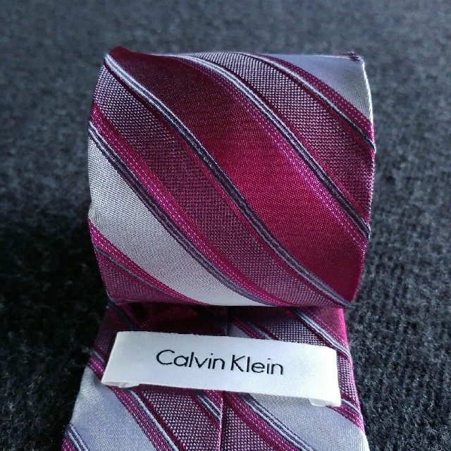 Calvin Klein(カルバンクライン)の【Calvin Klein】ハイブランドネクタイ　カルバンクライン cK33 メンズのファッション小物(ネクタイ)の商品写真