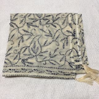 トプカピ(TOPKAPI)の総刺繍ストール(ストール/パシュミナ)