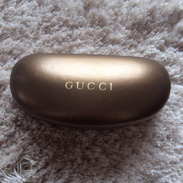 Gucci(グッチ)のGUCCIサングラスケース レディースのファッション小物(サングラス/メガネ)の商品写真